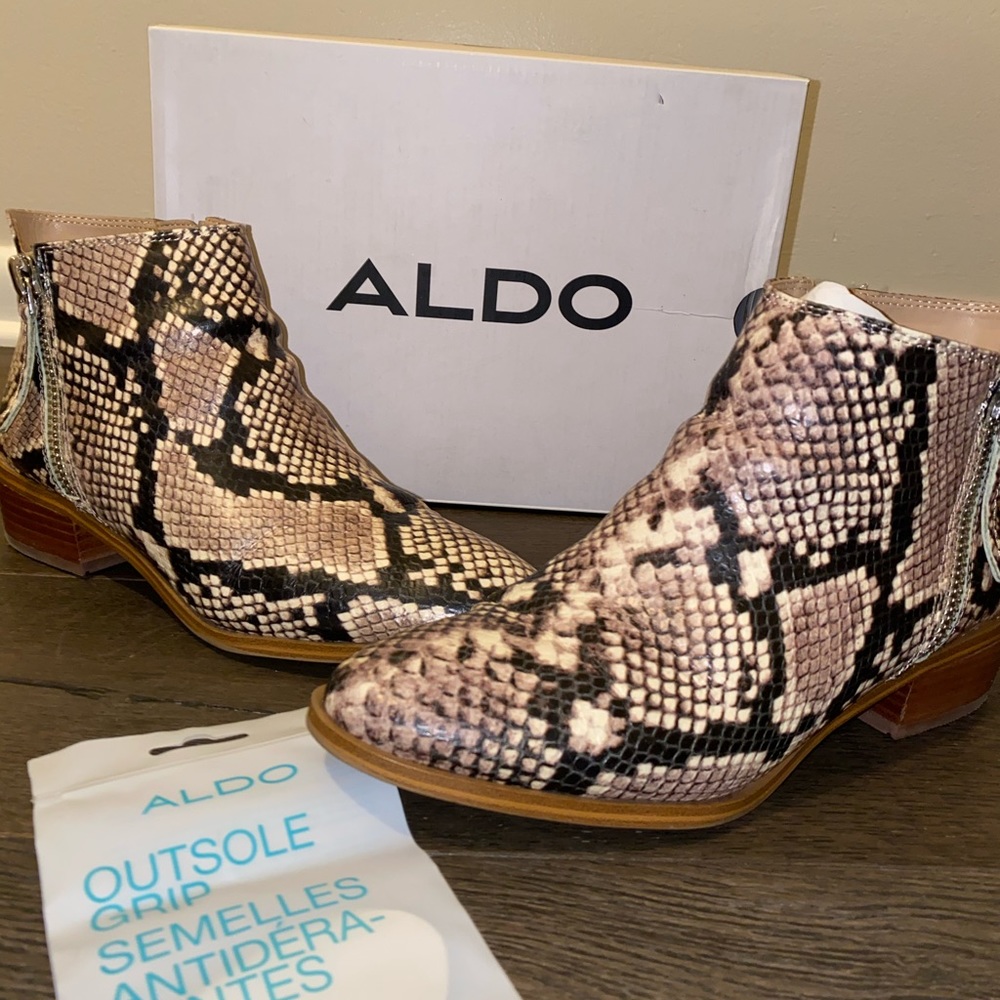 Aldo , side zip up snake skin ankle boots
